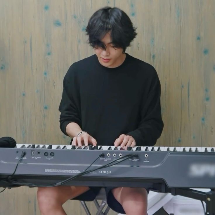 “Taehyung ambientando espacios en BTS In the SOOP con sensibilidad artística”